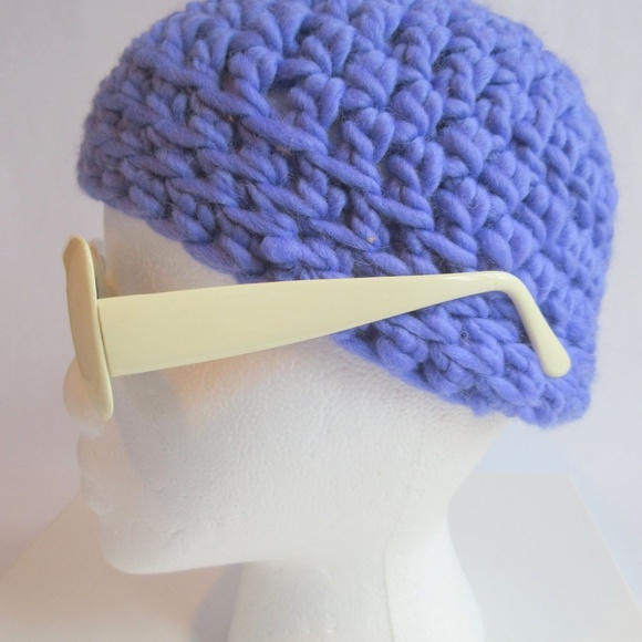 Super Glam Retro Non-Prescription White-rimmed Sunglasses - Picture 3 of 5